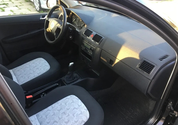 Skoda Fabia cena 7500 przebieg: 226000, rok produkcji 2004 z Sośnicowice małe 781